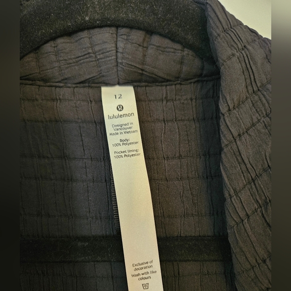 Lululemon Vest Sz 12 - Picture 4 of 5